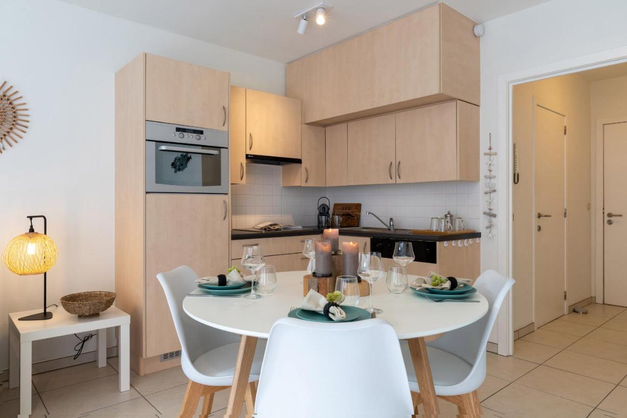 'Blue Sea' - Studio In Ostend With Private Parking Apartment Exterior photo