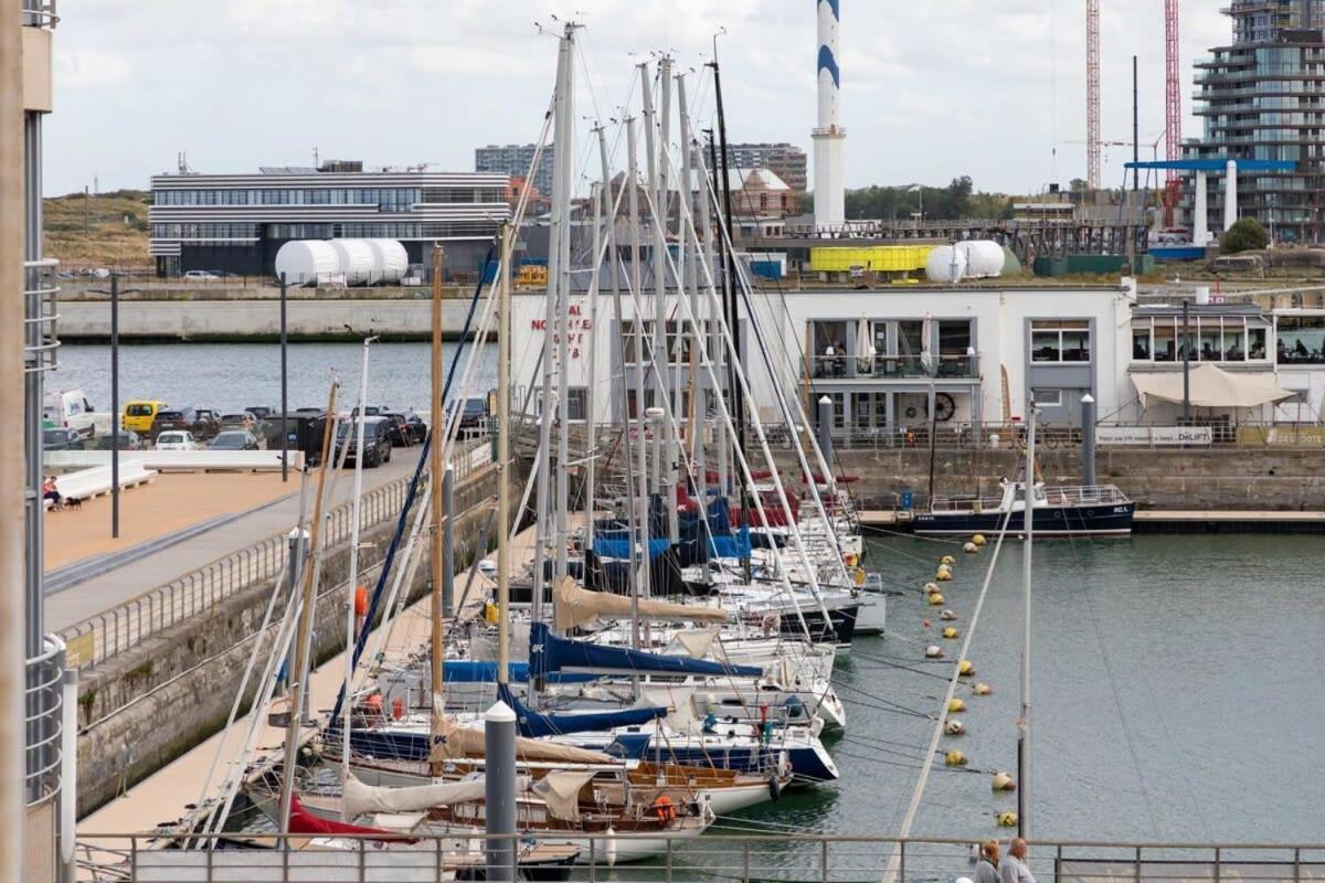 'Blue Sea' - Studio In Ostend With Private Parking Apartment Exterior photo